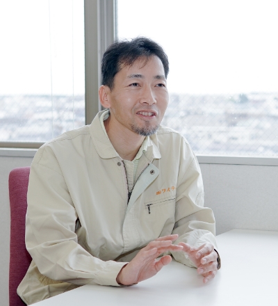 社員画像2